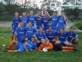  Що спільного між вікнами і футболом