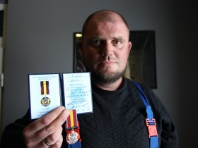 Офіційний представник ТМ Вікна КОРСА нагороджений медаллю "За гідність та патріотизм"