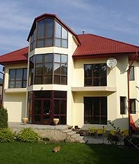 Пластикові вікна для котеджу