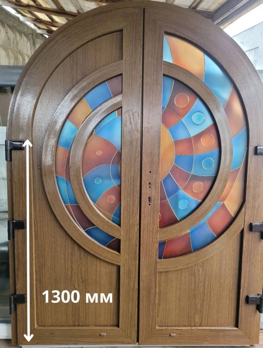 REHAU. T-118 Колір: тем. дуб 2 стороны. открывание наружу